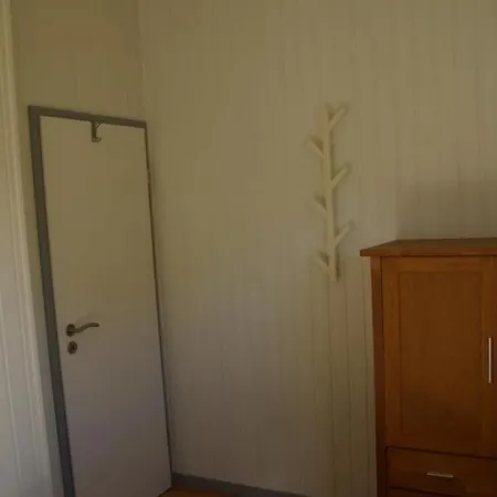 Kinderfreundliches 6 Personen Mit Zwei Duschen Und Toiletten, Sauna, Whirlpool Und Einem Wintergarten Mit Kaminofen In 別荘