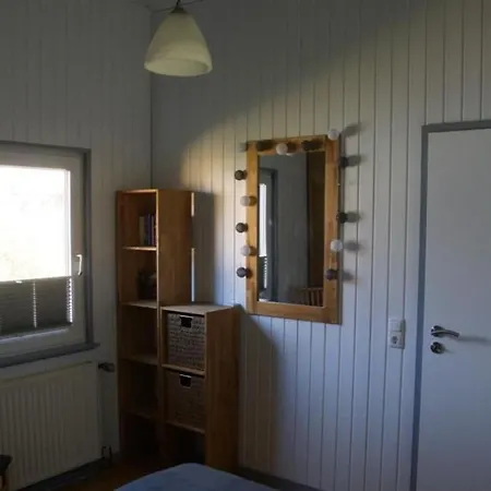 Kinderfreundliches 6 Personen Mit Zwei Duschen Und Toiletten, Sauna, Whirlpool Und Einem Wintergarten Mit Kaminofen In * オッテルンドルフ