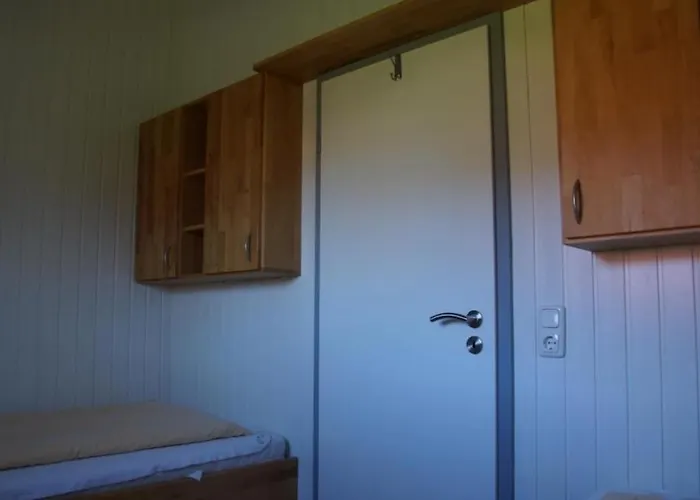 度假居 Kinderfreundliches 6 Personen Mit Zwei Duschen Und Toiletten, Sauna, Whirlpool Und Einem Wintergarten Mit Kaminofen In