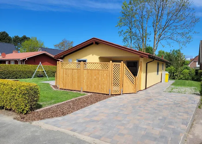 Kinderfreundliches 6 Personen Mit Zwei Duschen Und Toiletten, Sauna, Whirlpool Und Einem Wintergarten Mit Kaminofen In 度假居