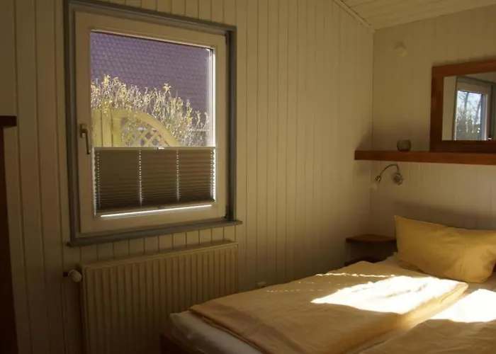 Kinderfreundliches 6 Personen Mit Zwei Duschen Und Toiletten, Sauna, Whirlpool Und Einem Wintergarten Mit Kaminofen In * 奥滕多夫